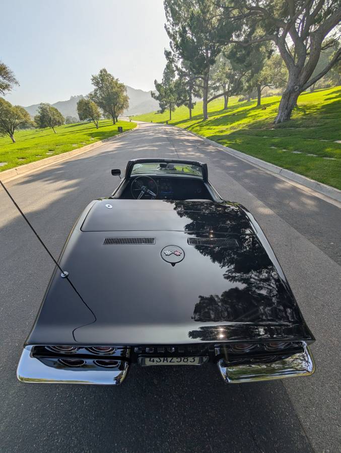 Chevrolet-corvette-1968-black-7