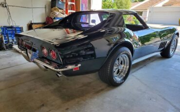 Chevrolet-corvette-1969-black-10