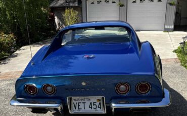 Chevrolet-corvette-1971-blue-4