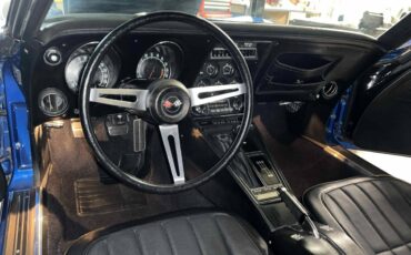 Chevrolet-corvette-1971-blue-5