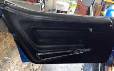 Chevrolet-corvette-1971-blue-8