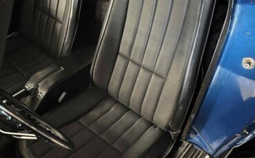 Chevrolet-corvette-1971-blue-9