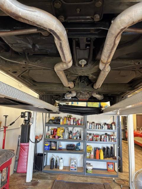 Chevrolet-corvette-1971-yellow-10