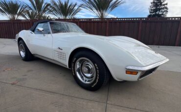 Chevrolet-corvette-1972-white