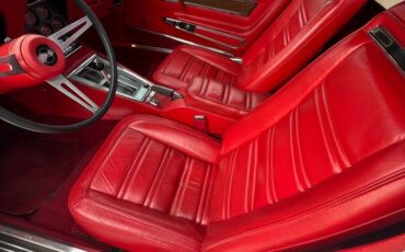 Chevrolet-corvette-1972-white-6