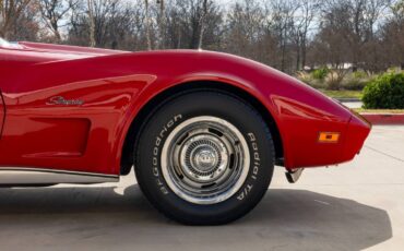 Chevrolet-corvette-1974-red-14