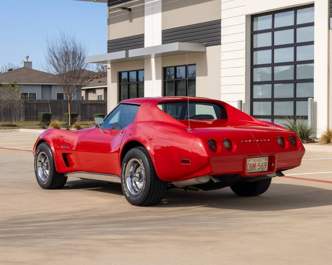 Chevrolet-corvette-1974-red