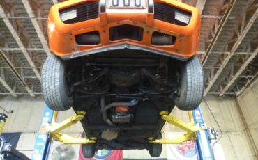 Chevrolet-corvette-1976-orange-14