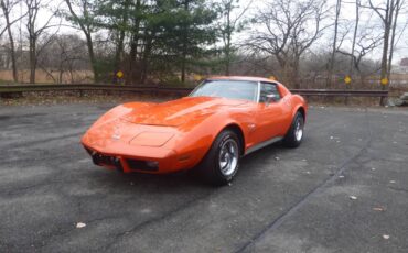 Chevrolet-corvette-1976-orange-18
