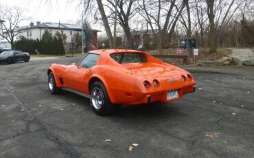 Chevrolet-corvette-1976-orange-20