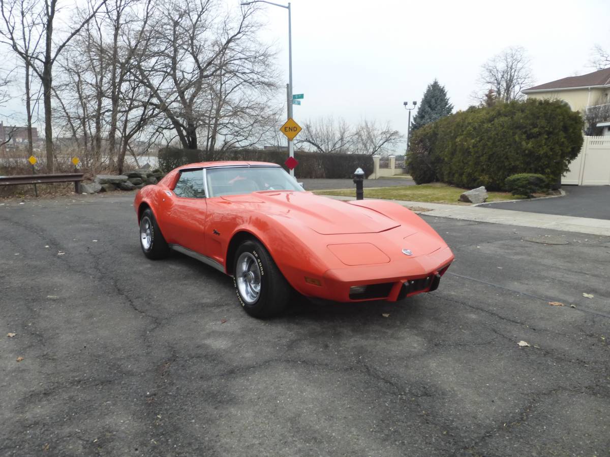 Chevrolet-corvette-1976-orange-4