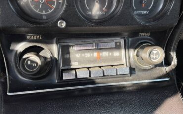 Chevrolet-corvette-1976-red-15