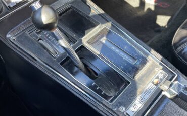 Chevrolet-corvette-1976-red-16