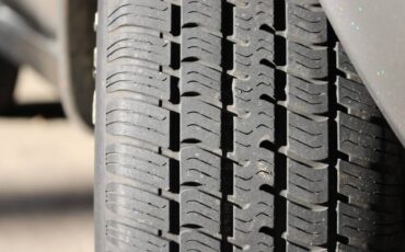 Chevrolet-corvette-1978-silver-10