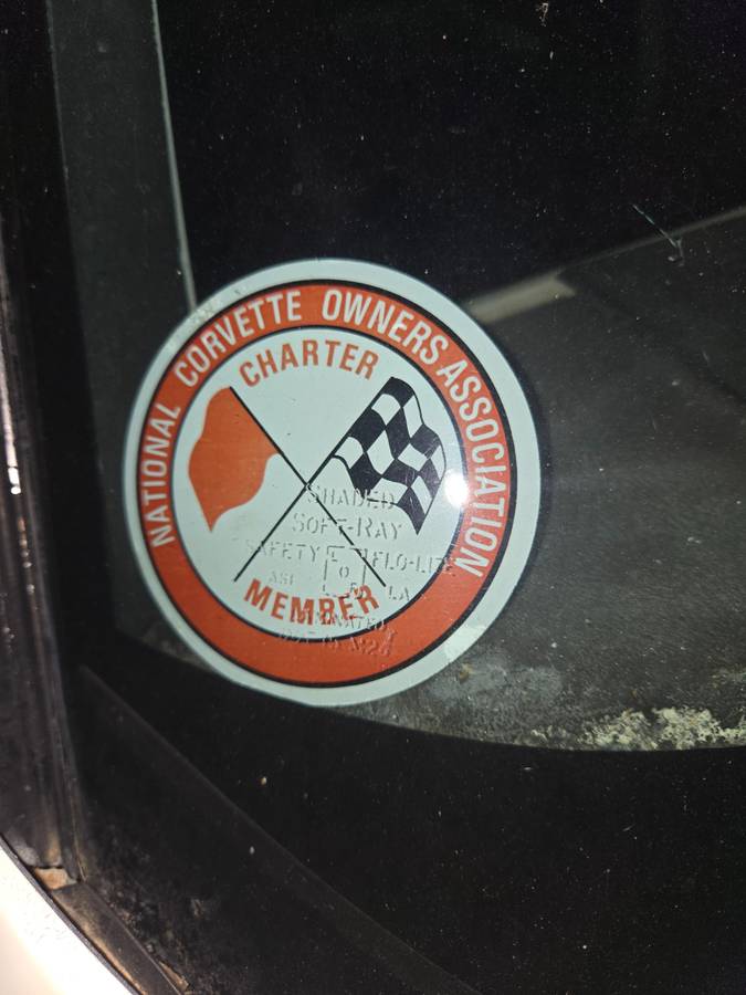 Chevrolet-corvette-1979-1