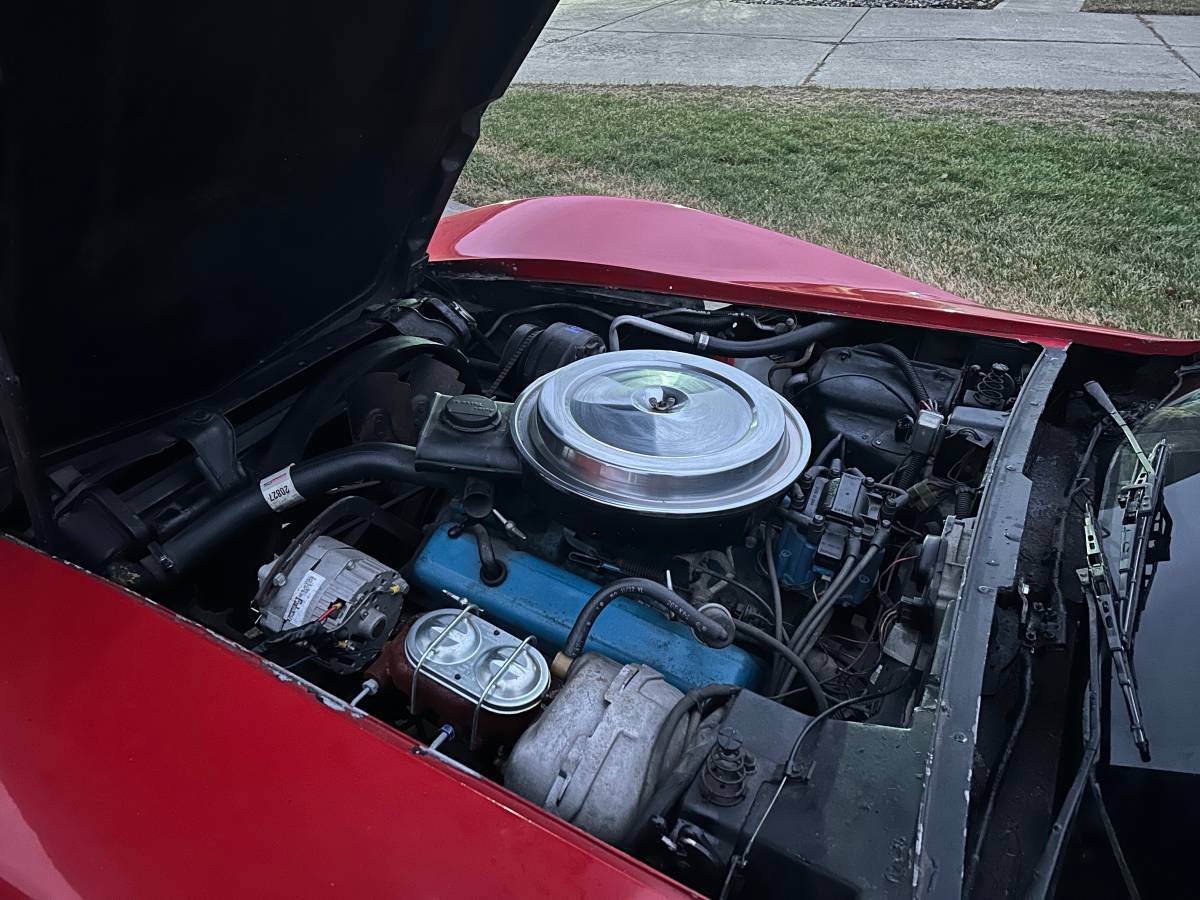 Chevrolet-corvette-1979-10