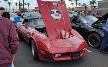 Chevrolet-corvette-1981-red-12