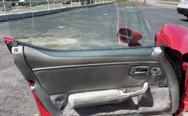 Chevrolet-corvette-1981-red-16