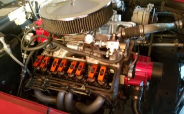 Chevrolet-corvette-1981-red-8