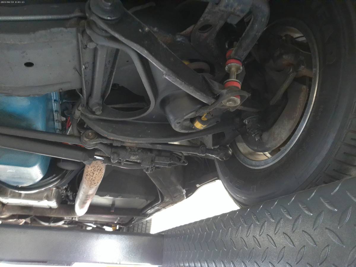 Chevrolet-corvette-1982-silver-18