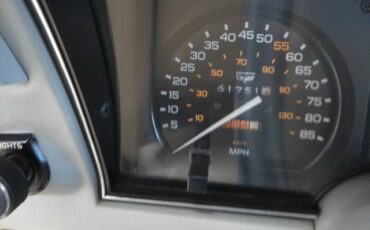 Chevrolet-corvette-1982-silver-4