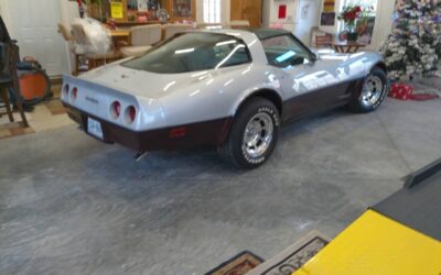 Chevrolet corvette 1982