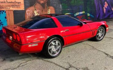 Chevrolet-corvette-1985