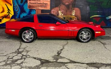 Chevrolet-corvette-1985-5