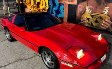 Chevrolet-corvette-1985-7