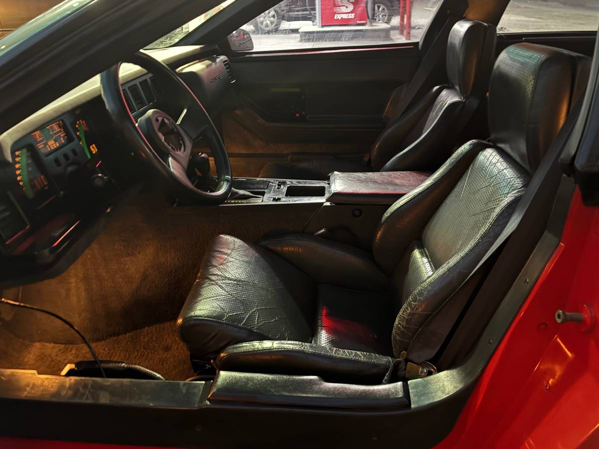 Chevrolet-corvette-1985-9