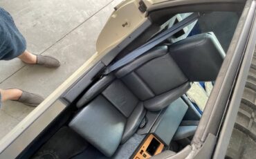 Chevrolet-corvette-1985-white-3