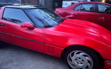 Chevrolet-corvette-1986-red