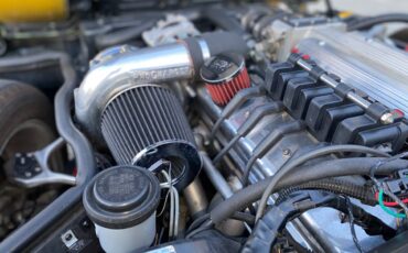 Chevrolet-corvette-1986-yellow-11