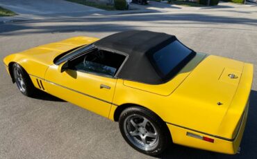 Chevrolet-corvette-1986-yellow-15