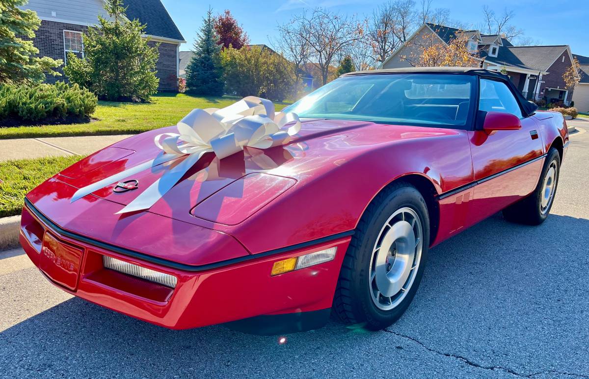 Chevrolet-corvette-1987-red-2