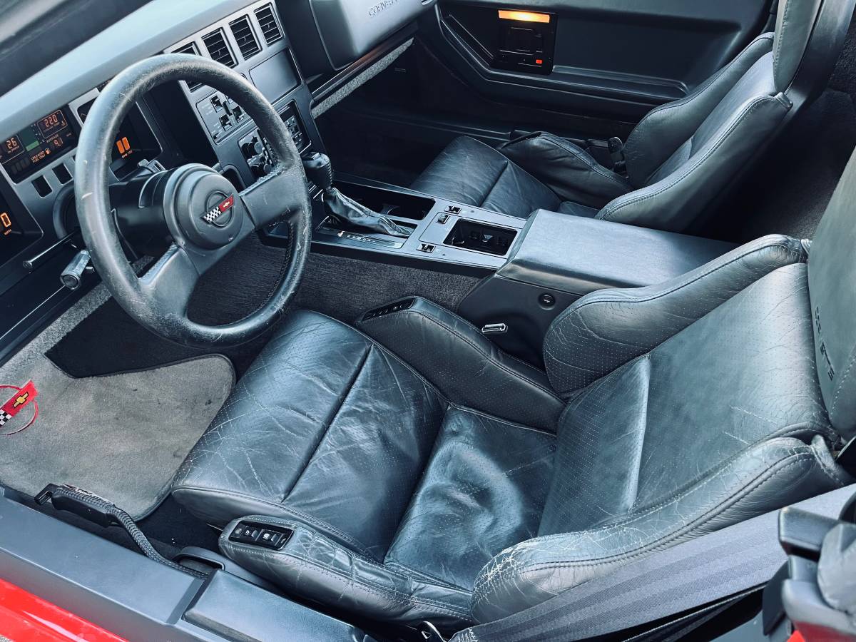 Chevrolet-corvette-1987-red-7