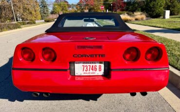 Chevrolet-corvette-1987-red-9