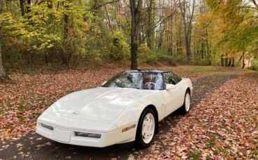 Chevrolet-corvette-1988-2