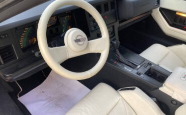 Chevrolet-corvette-1988-9