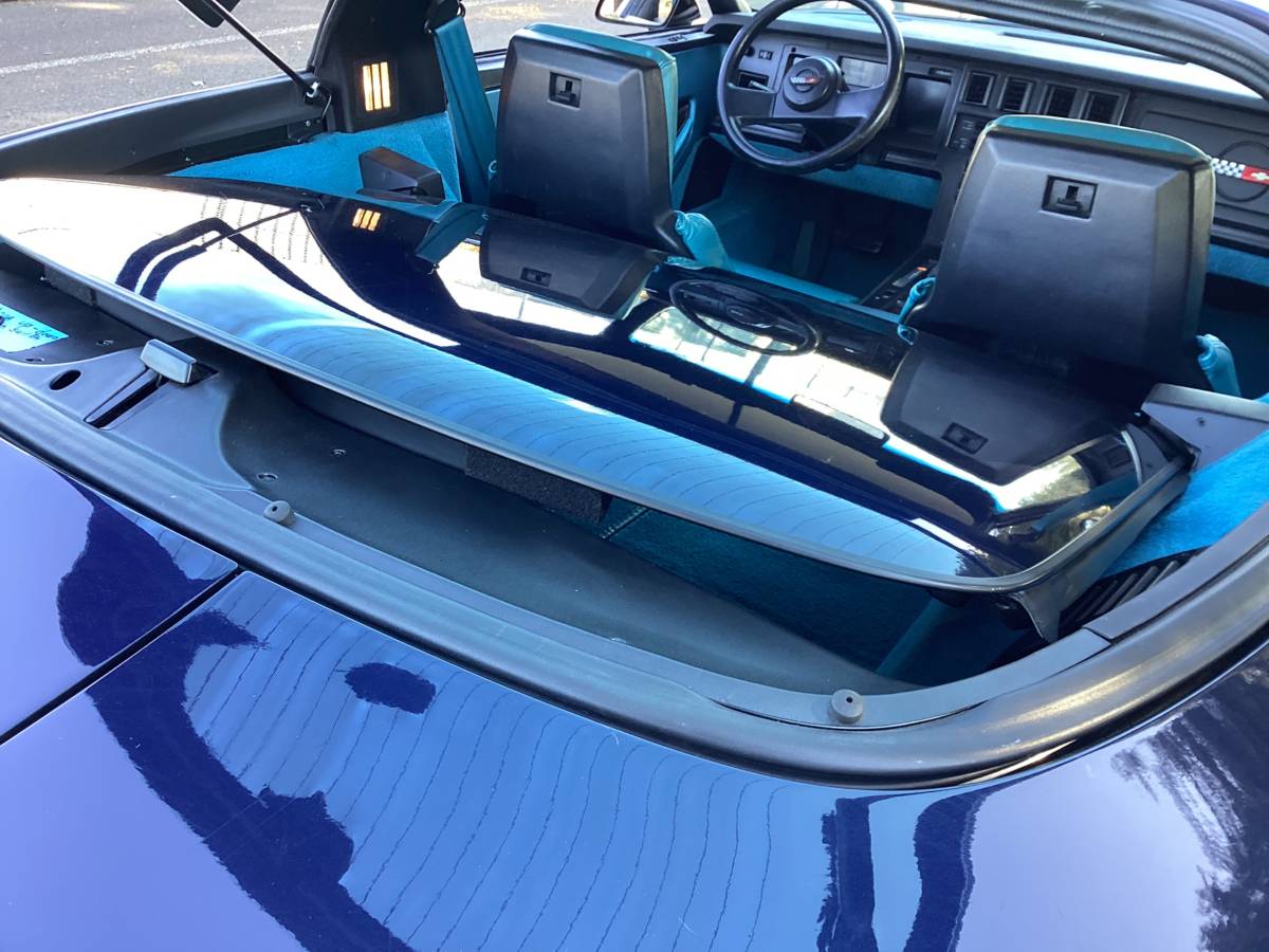 Chevrolet-corvette-1988-blue-19