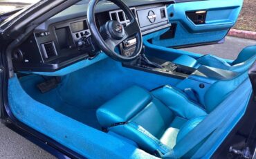 Chevrolet-corvette-1988-blue