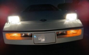 Chevrolet-corvette-1989-white-15