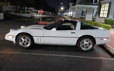 Chevrolet-corvette-1989-white-17