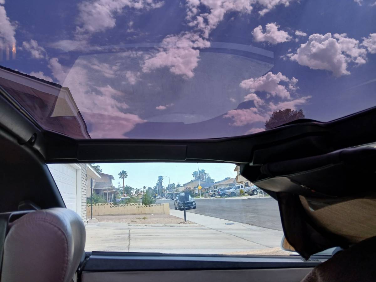 Chevrolet-corvette-1989-white-2