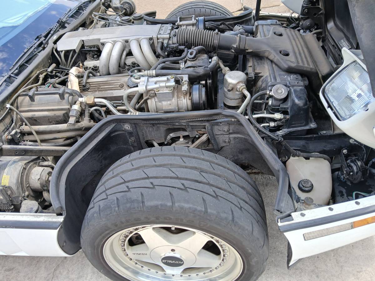 Chevrolet-corvette-1989-white-3