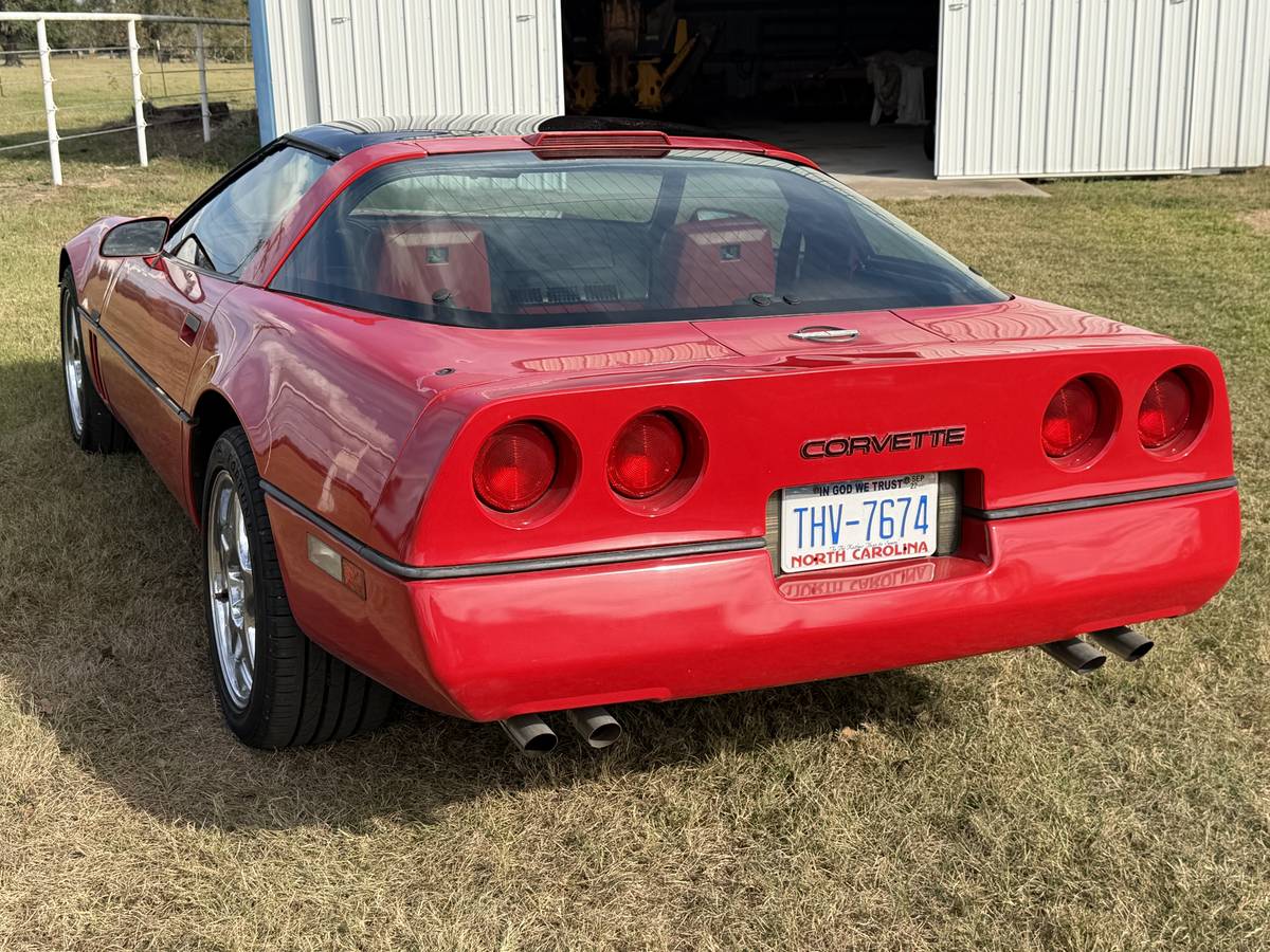 Chevrolet-corvette-1990-red-4