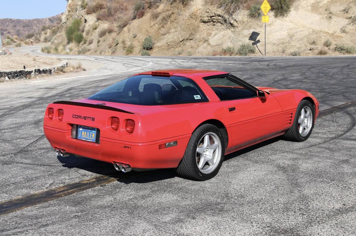Chevrolet-corvette-1991-red-3