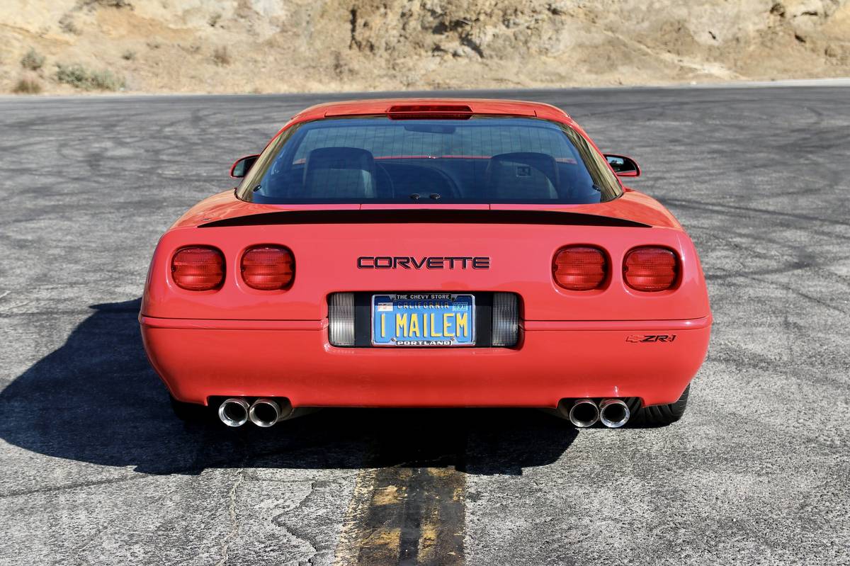 Chevrolet-corvette-1991-red-5