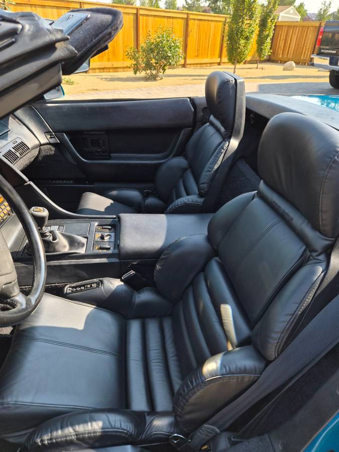 Chevrolet-corvette-1992-blue-9