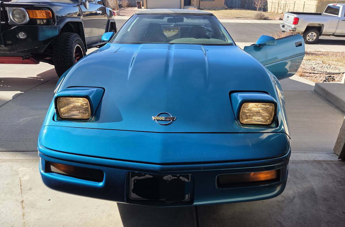 Chevrolet-corvette-1994-blue-5